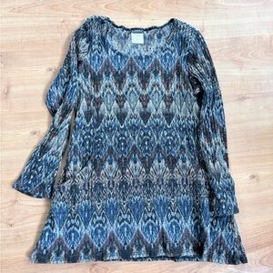 Printed patterned ladies top clientele